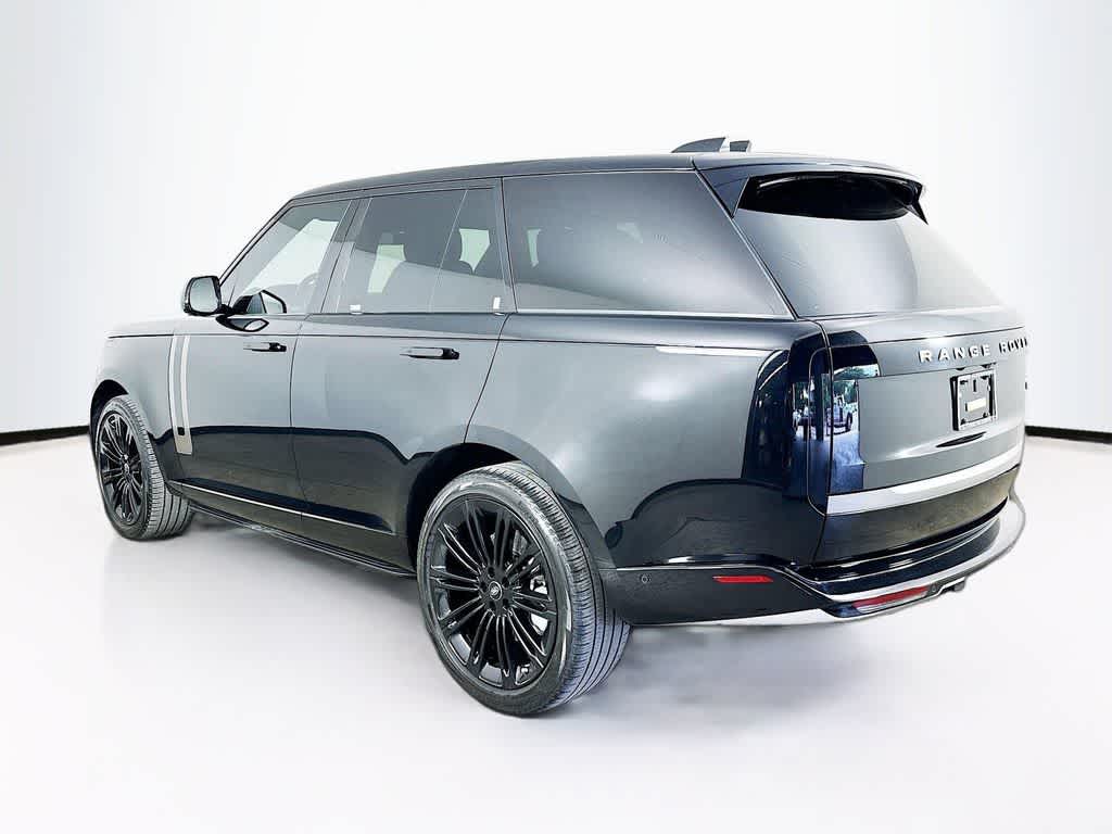 Thumbnail: 2023 Land Rover Range Rover - 4