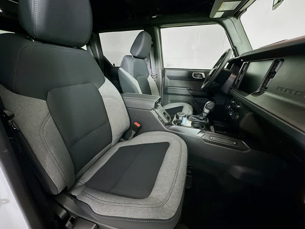 Thumbnail: 2025 Ford Bronco - 15