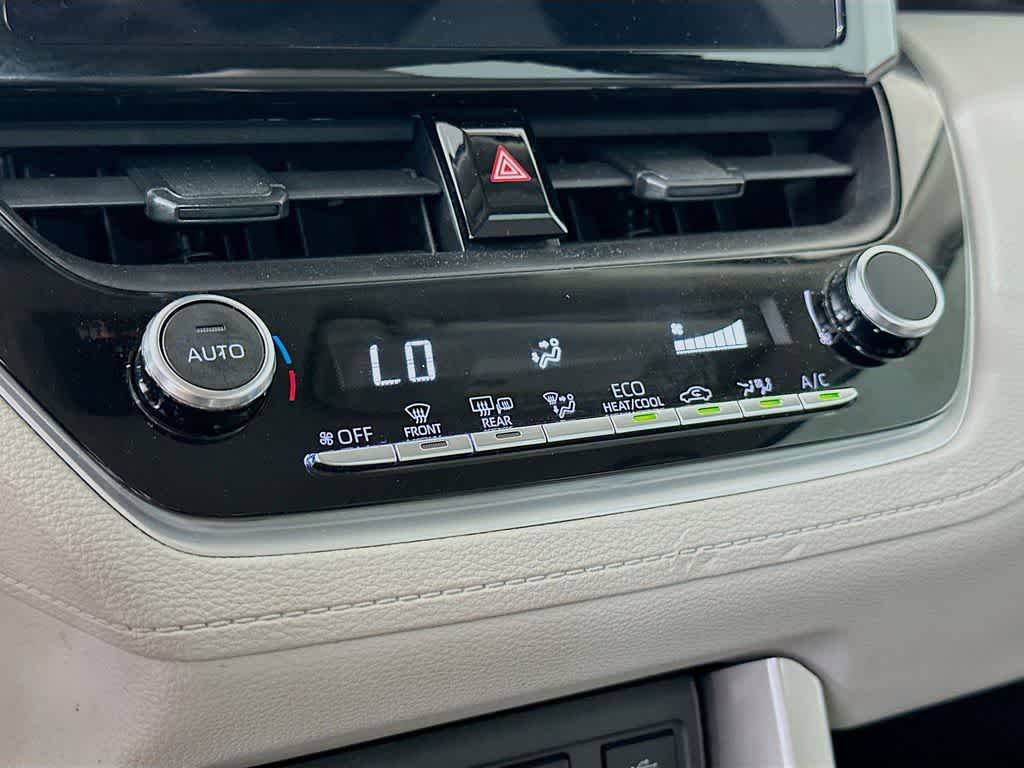 Thumbnail: 2023 Toyota Corolla Cross - 18