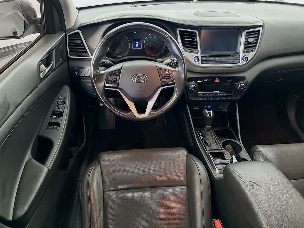 Thumbnail: 2016 Hyundai Tucson - 10