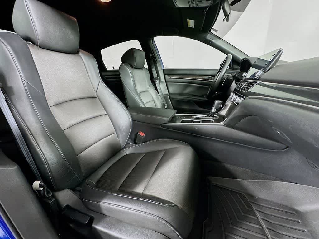 Thumbnail: 2019 Honda Accord - 14