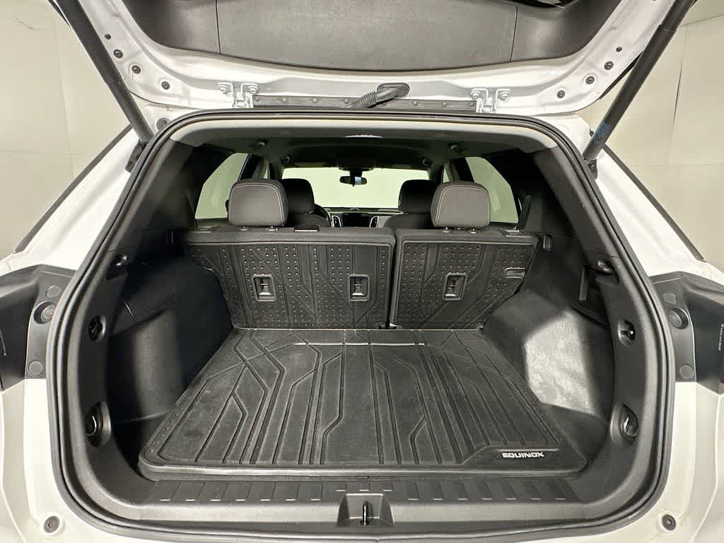 Thumbnail: 2022 Chevrolet Equinox - 21