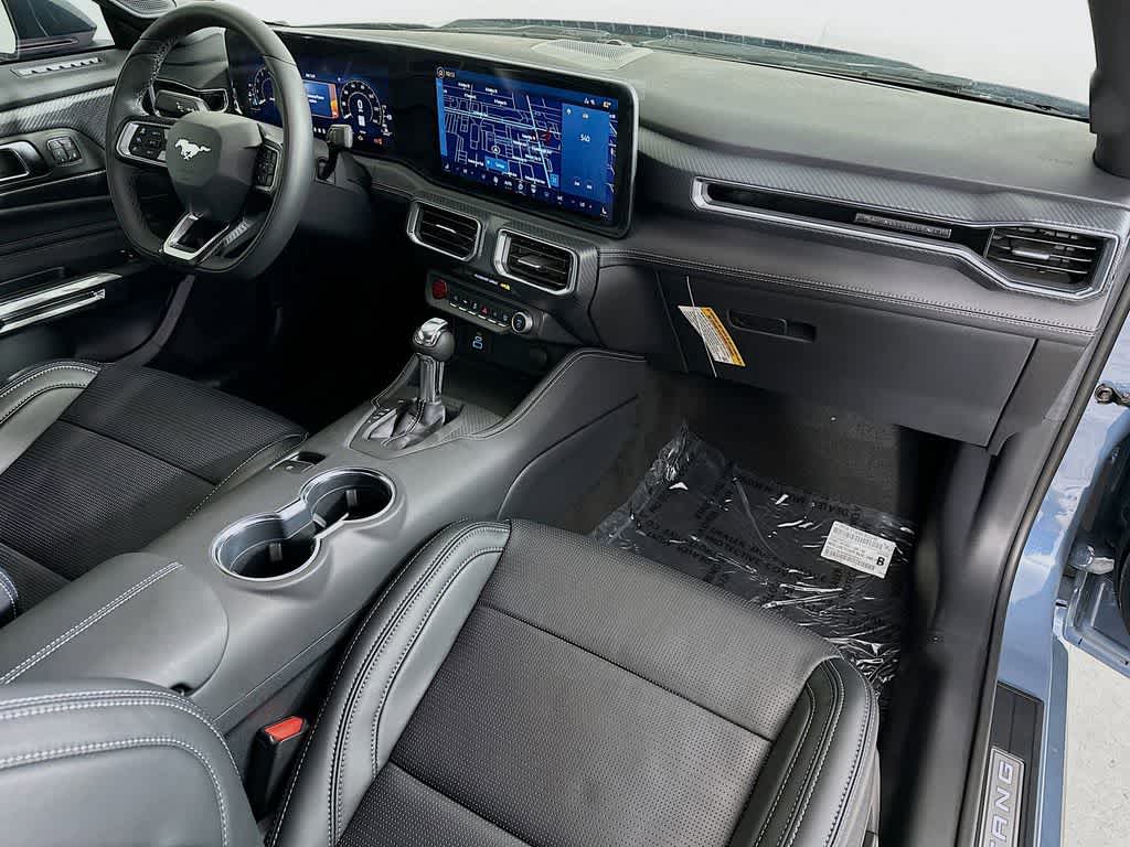 Thumbnail: 2025 Ford Mustang - 31