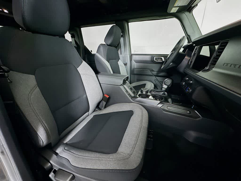 Thumbnail: 2025 Ford Bronco - 14