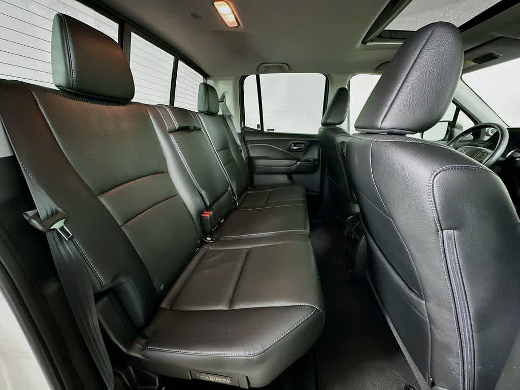 Thumbnail: 2018 Honda Ridgeline - 32