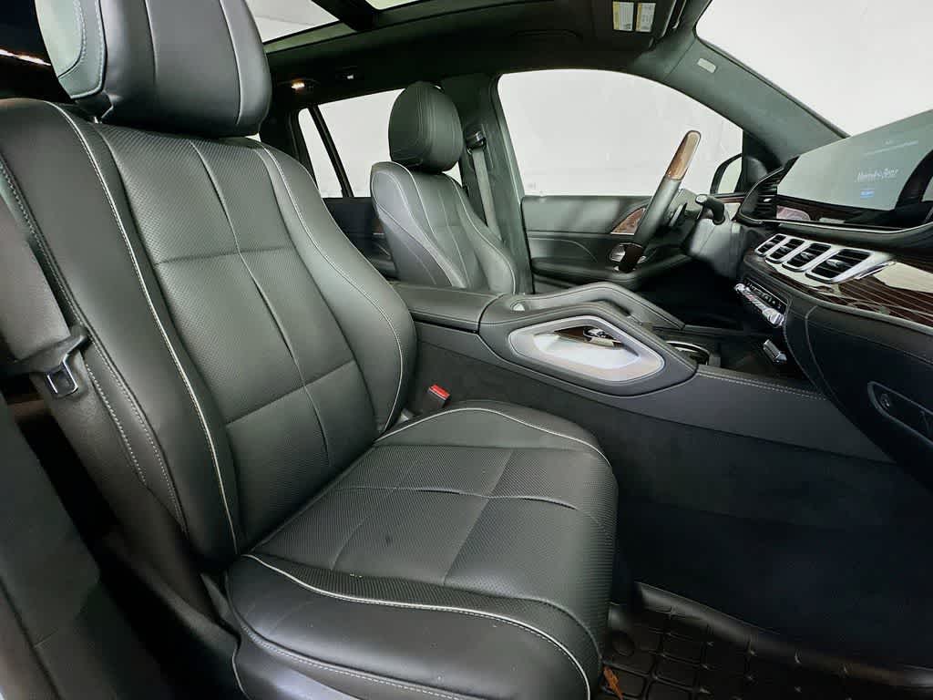 Thumbnail: 2023 Mercedes-Benz GLS - 15