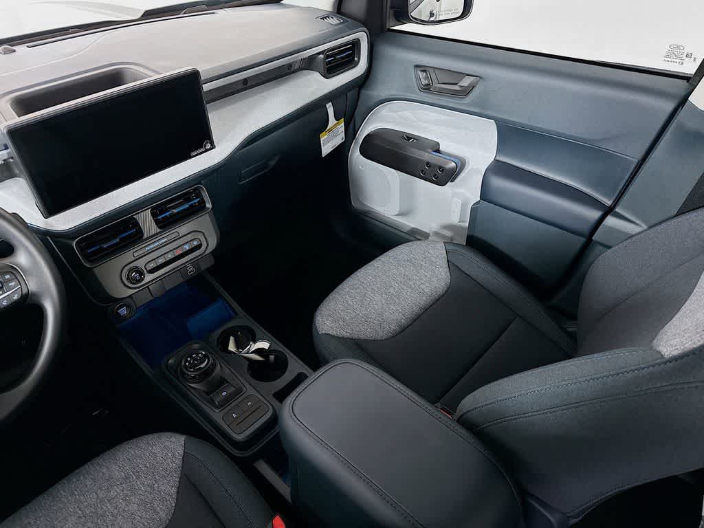 Thumbnail: 2025 Ford Maverick - 11