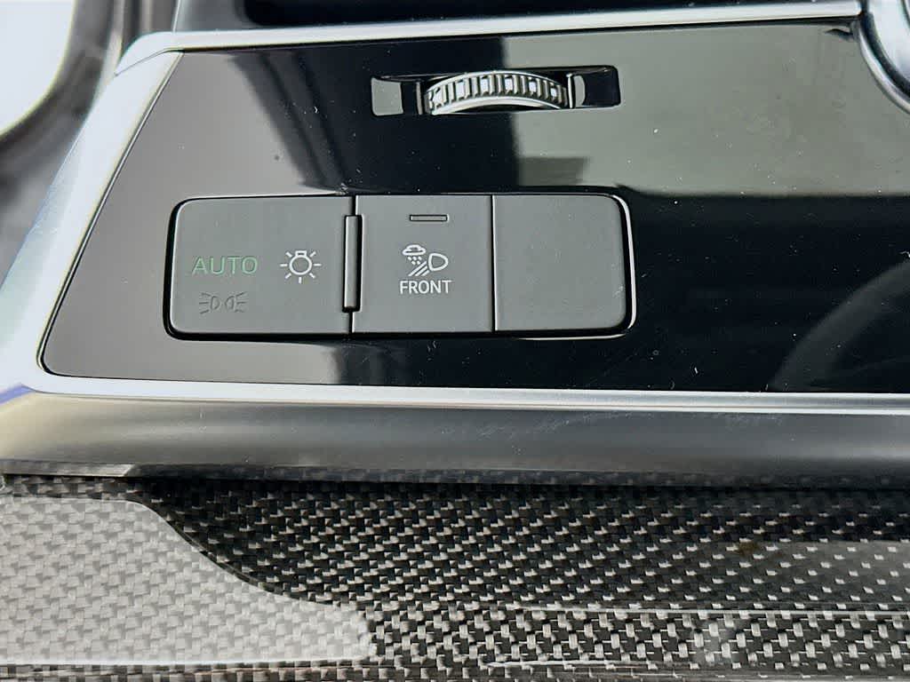 Thumbnail: 2021 Audi SQ7 - 27