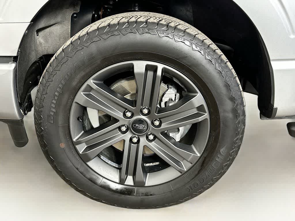 2023 Ford F-150 XLT 8