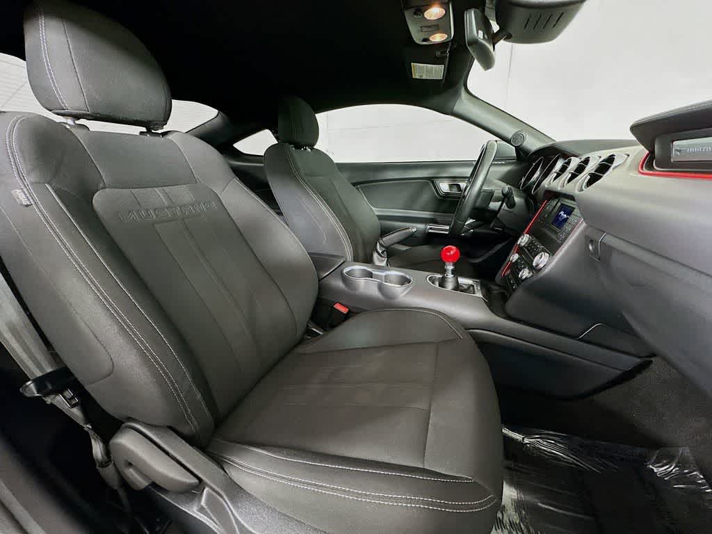 Thumbnail: 2022 Ford Mustang - 14