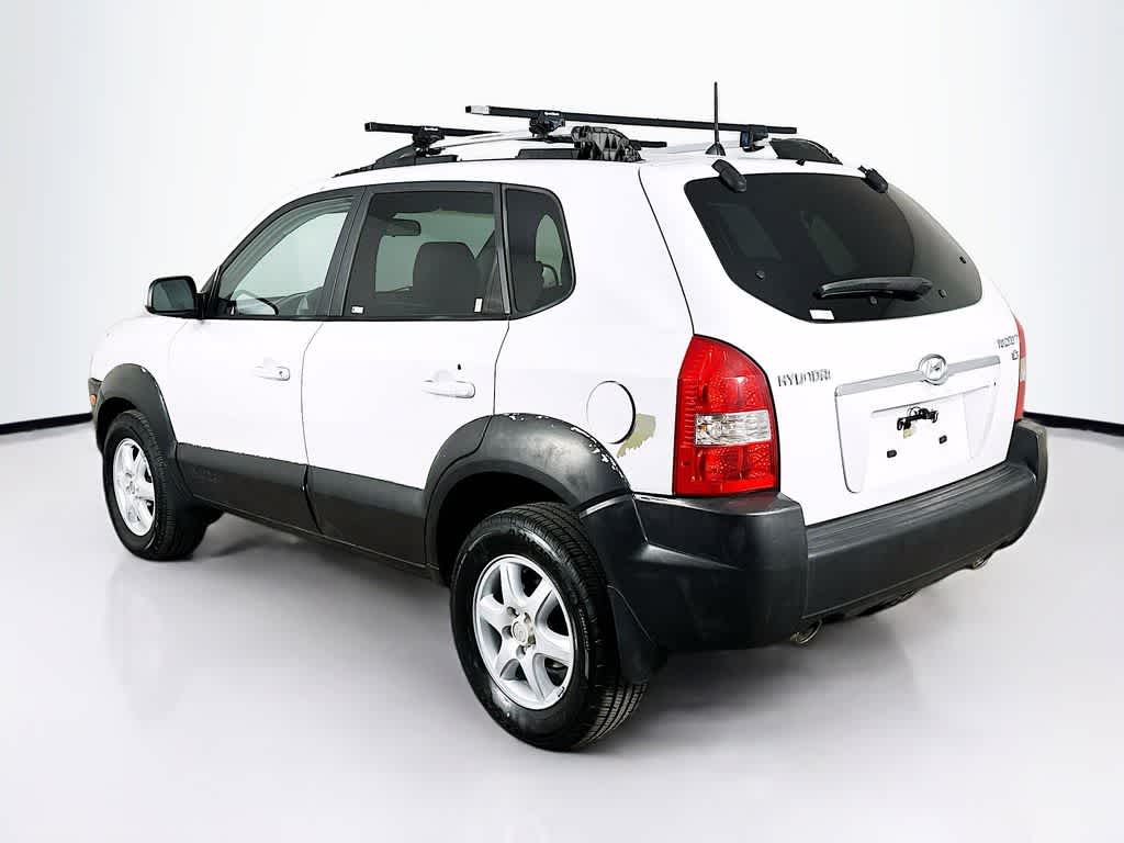 Thumbnail: 2005 Hyundai Tucson - 4