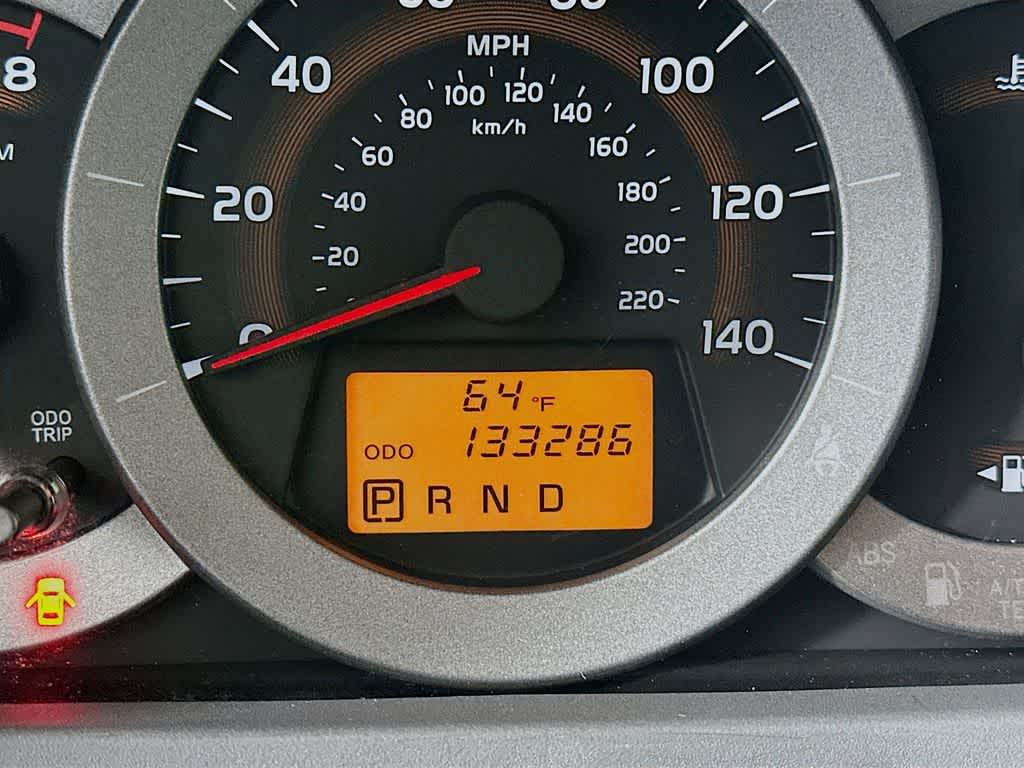 Thumbnail: 2010 Toyota RAV4 - 18