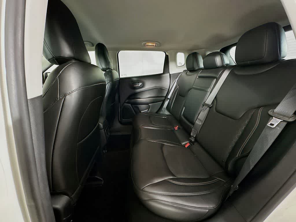 Thumbnail: 2018 Jeep Compass - 13