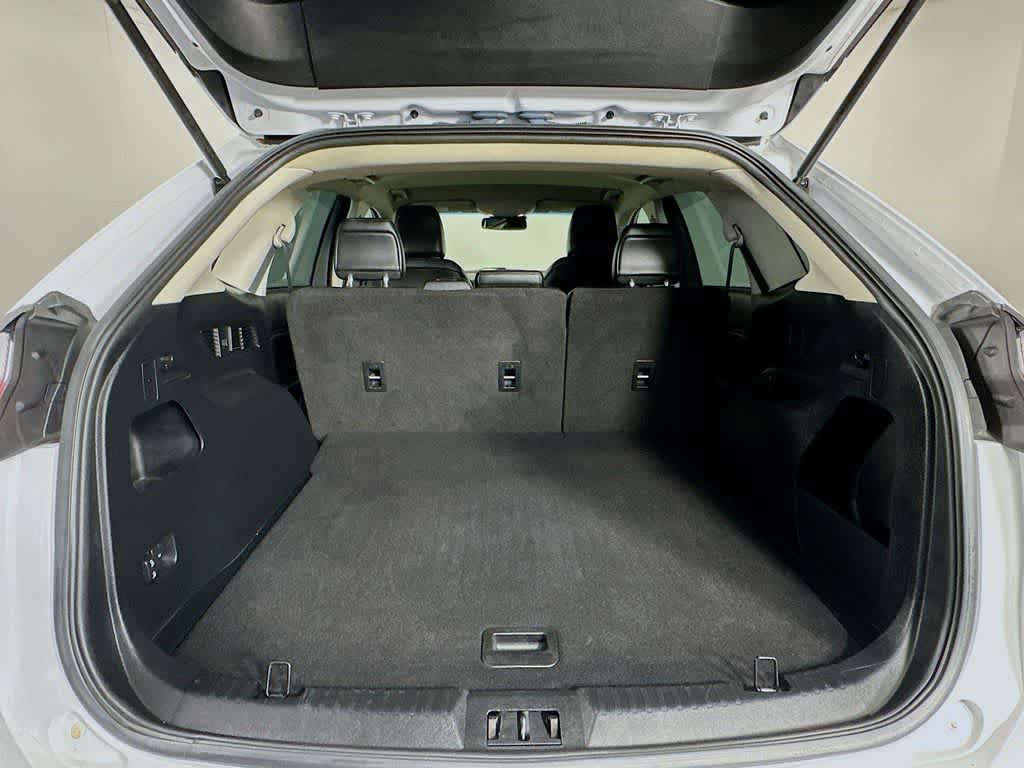 Thumbnail: 2020 Ford Edge - 21