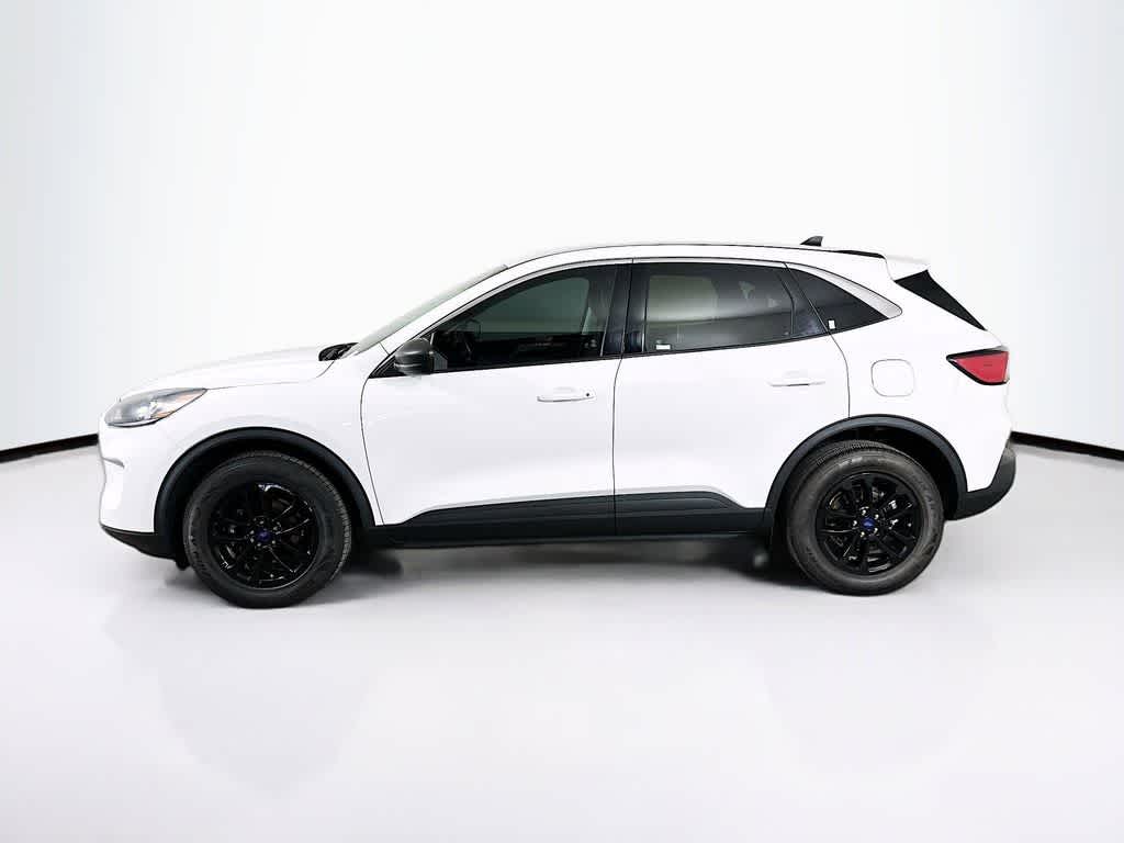 Thumbnail: 2022 Ford Escape - 3