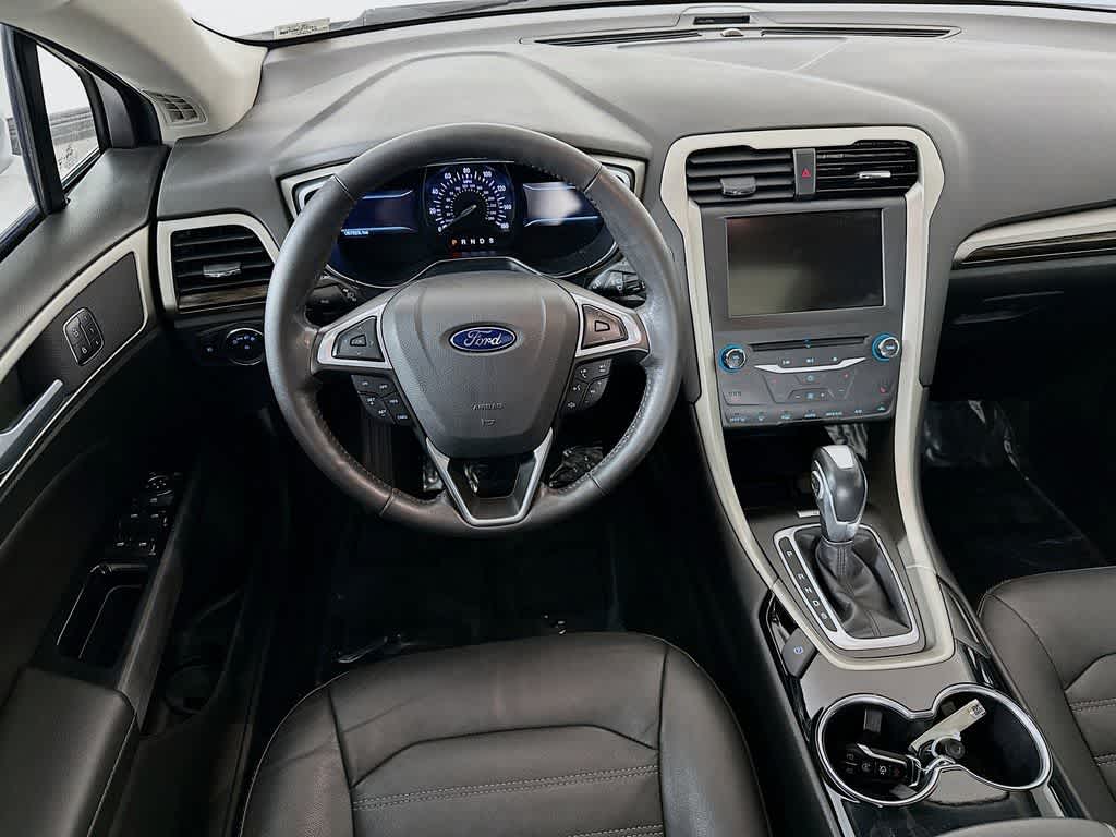 Thumbnail: 2015 Ford Fusion - 10