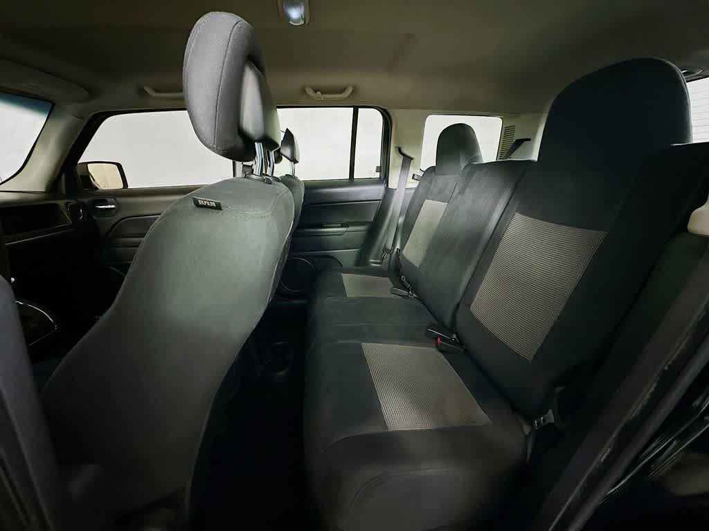 Thumbnail: 2014 Jeep Patriot - 13