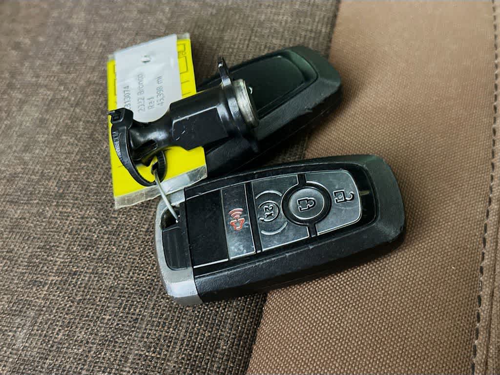 Thumbnail: 2022 Ford Bronco - 21