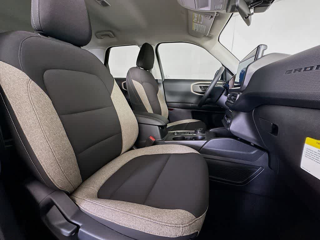 Thumbnail: 2025 Ford Bronco Sport - 15