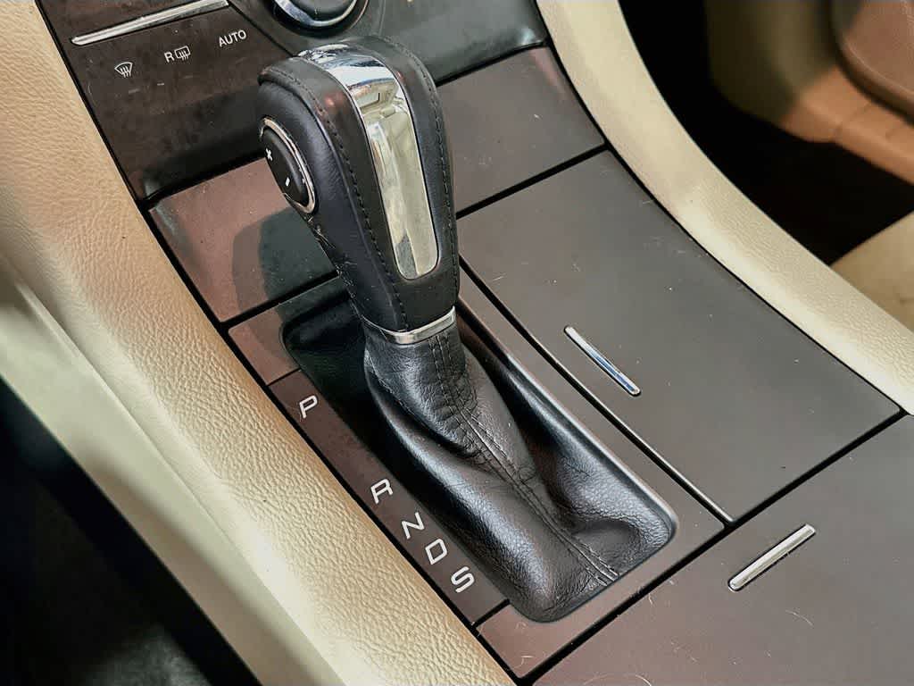 Thumbnail: 2015 Ford Taurus - 18