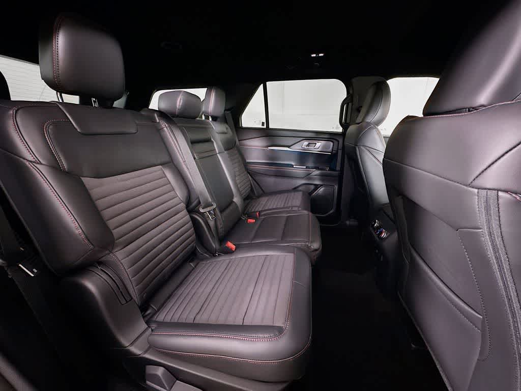 Thumbnail: 2026 Ford Explorer - 32