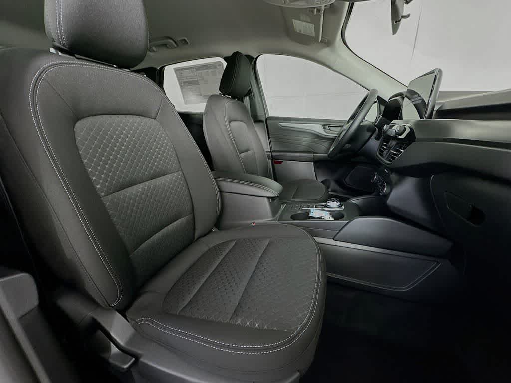 Thumbnail: 2026 Ford Escape - 15