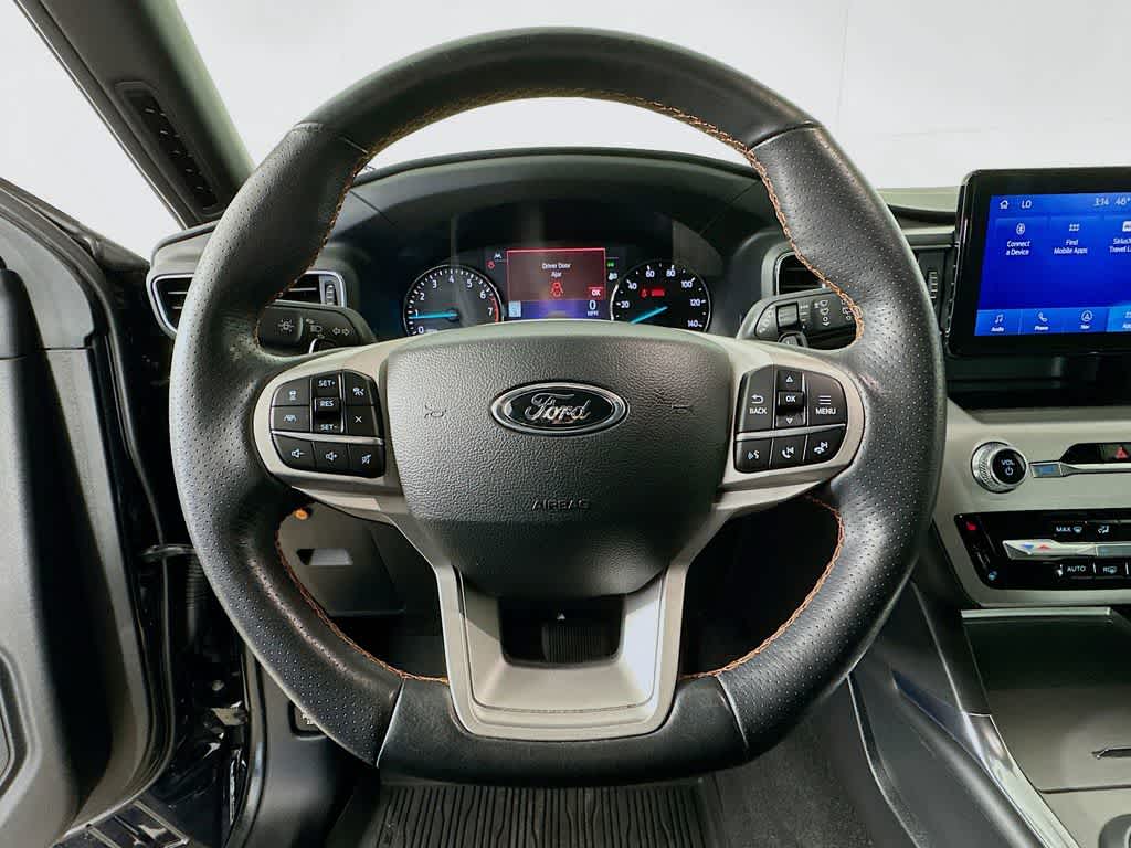 Thumbnail: 2022 Ford Explorer - 16