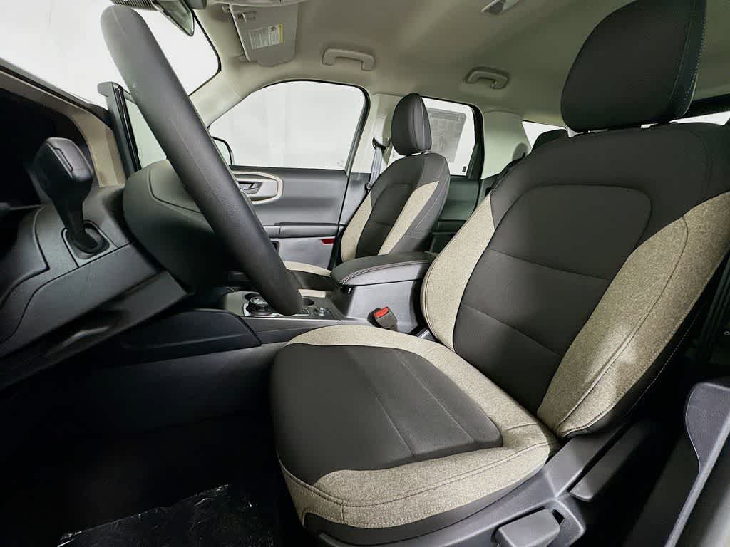 Thumbnail: 2025 Ford Bronco Sport - 11