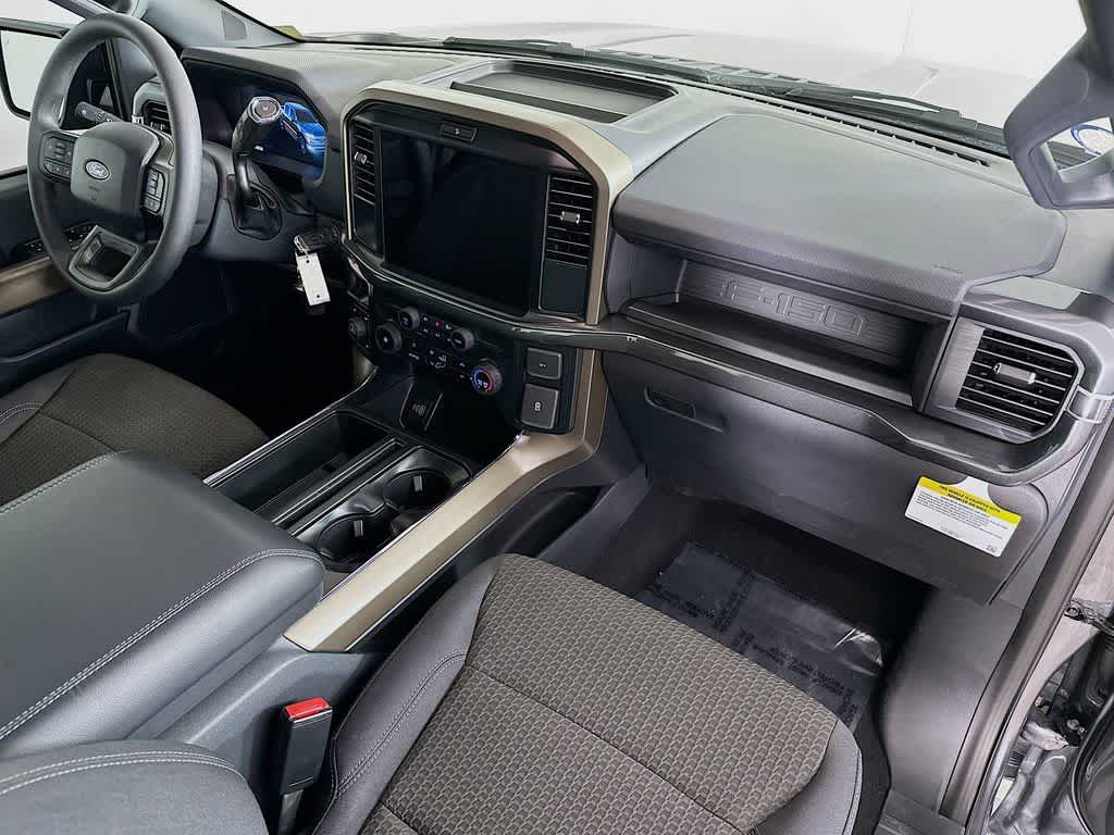 Thumbnail: 2025 Ford F-150 - 31