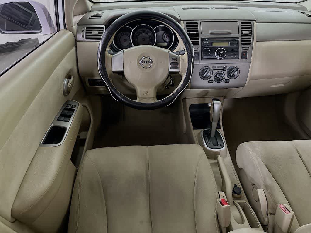 Thumbnail: 2009 Nissan Versa - 10