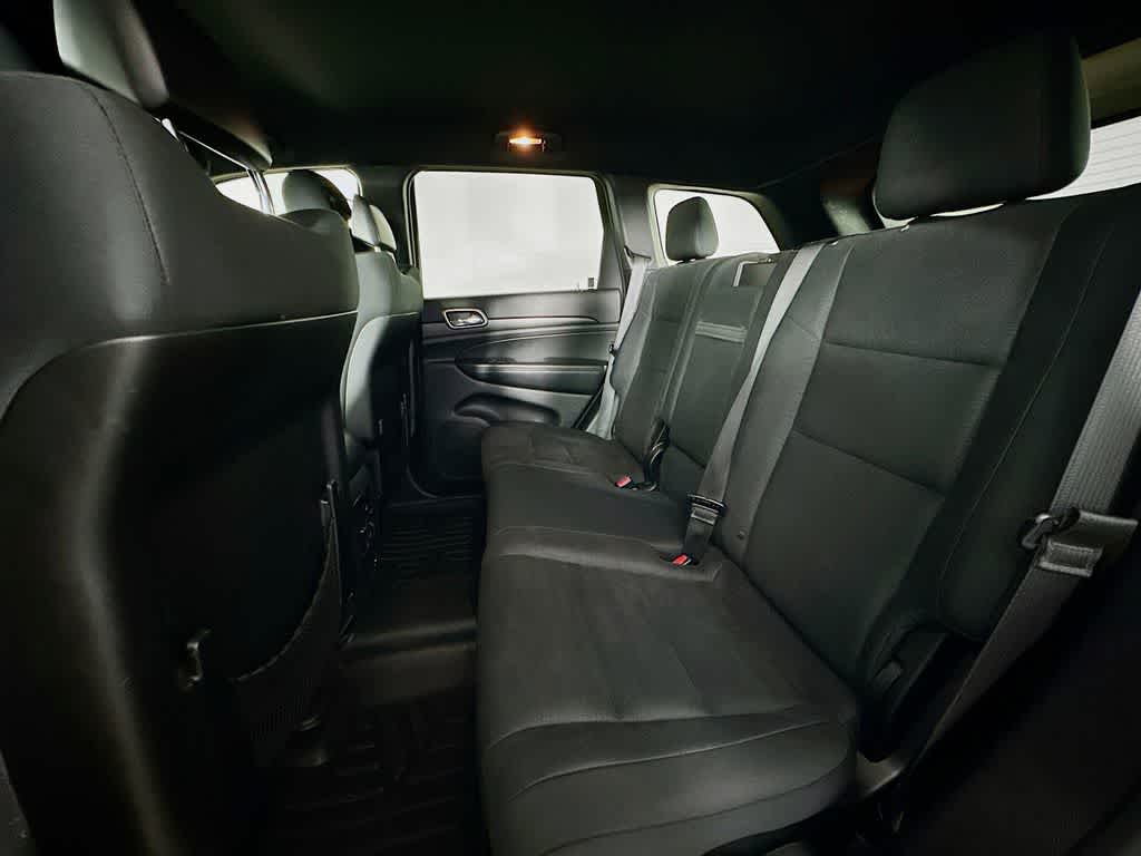 Thumbnail: 2015 Jeep Grand Cherokee - 14