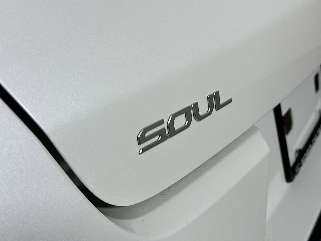 Thumbnail: 2023 Kia Soul - 7