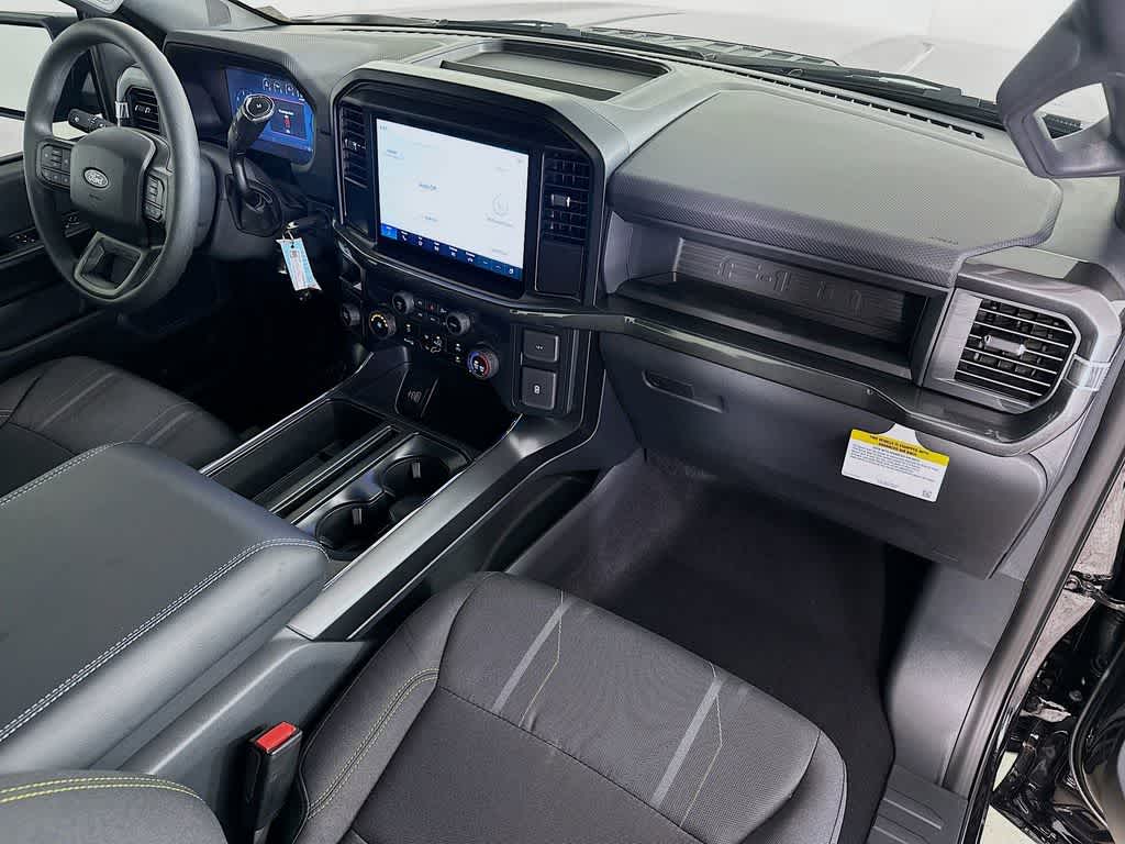 Thumbnail: 2025 Ford F-150 - 32