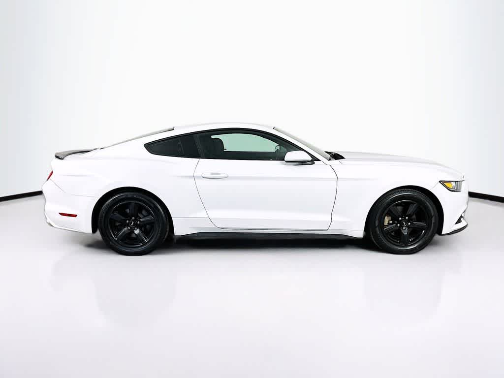 2016 Ford Mustang V6 25