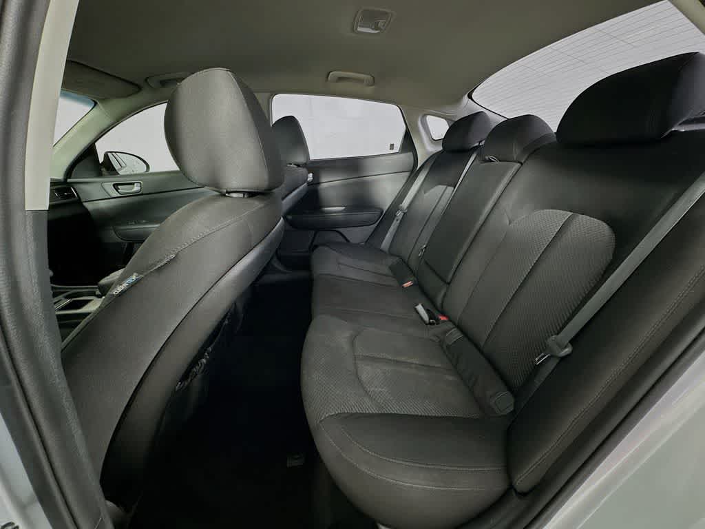 Thumbnail: 2018 Kia Optima - 12