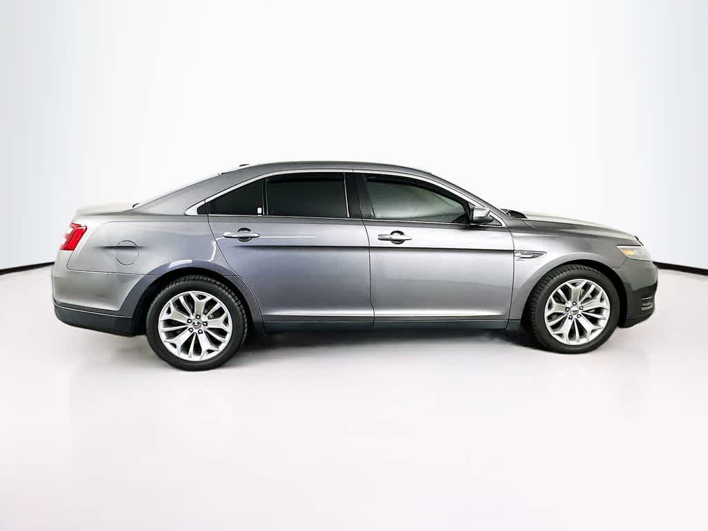 Thumbnail: 2014 Ford Taurus - 25