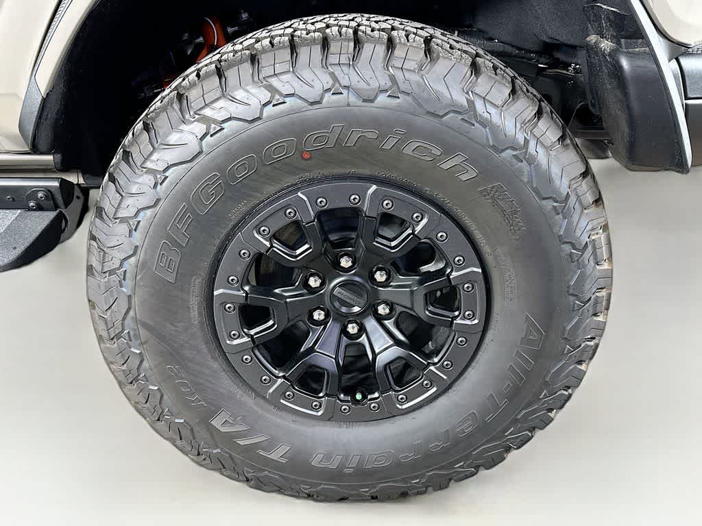 Thumbnail: 2025 Ford Bronco - 8