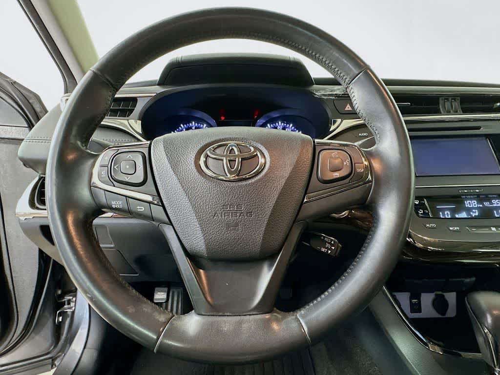 Thumbnail: 2014 Toyota Avalon - 16