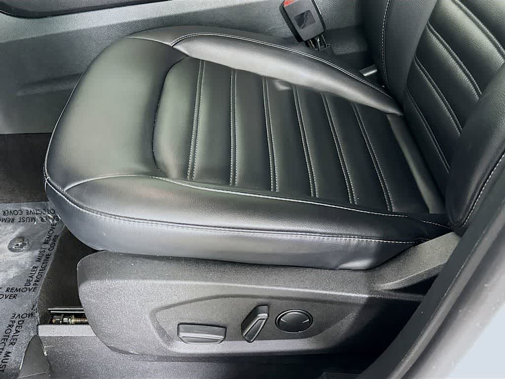 Thumbnail: 2024 Ford Edge - 30