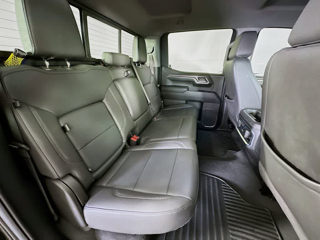 Thumbnail: 2024 Chevrolet Silverado 1500 - 32