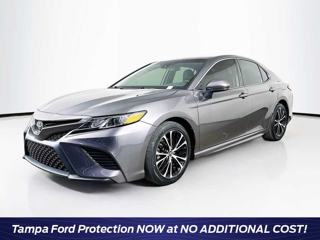 2019 Toyota Camry SE -
                  Tampa, FL