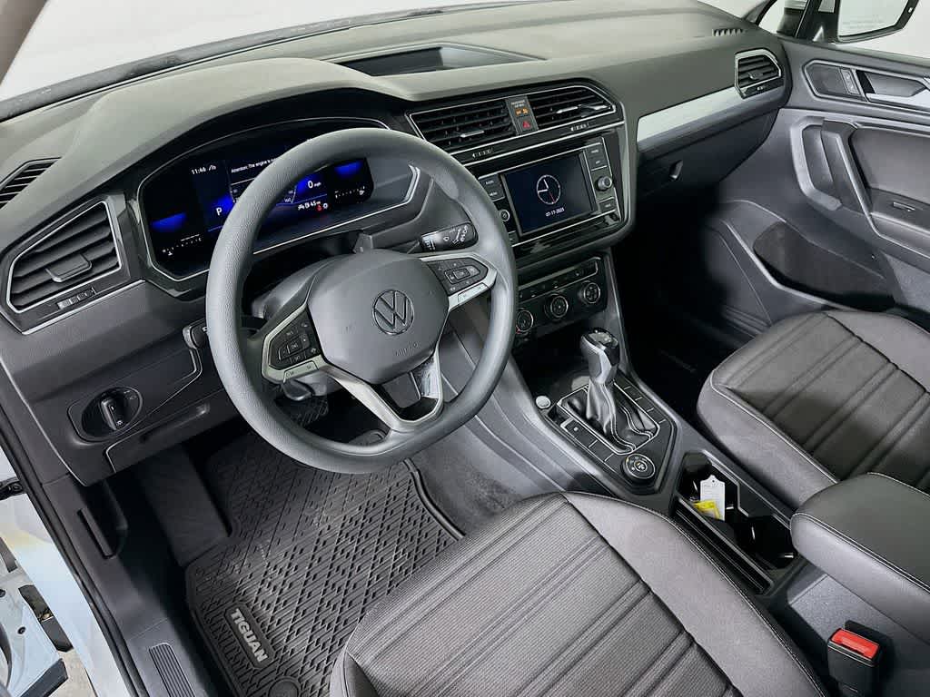 Thumbnail: 2022 Volkswagen Tiguan - 2