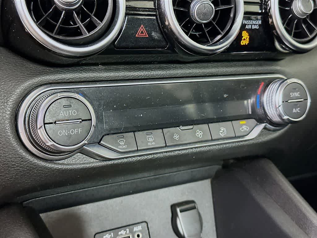 Thumbnail: 2021 Nissan Sentra - 17