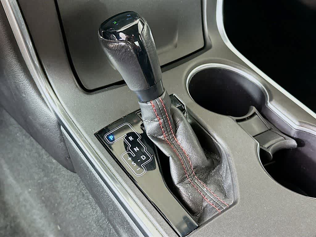 Thumbnail: 2017 Toyota Camry - 18