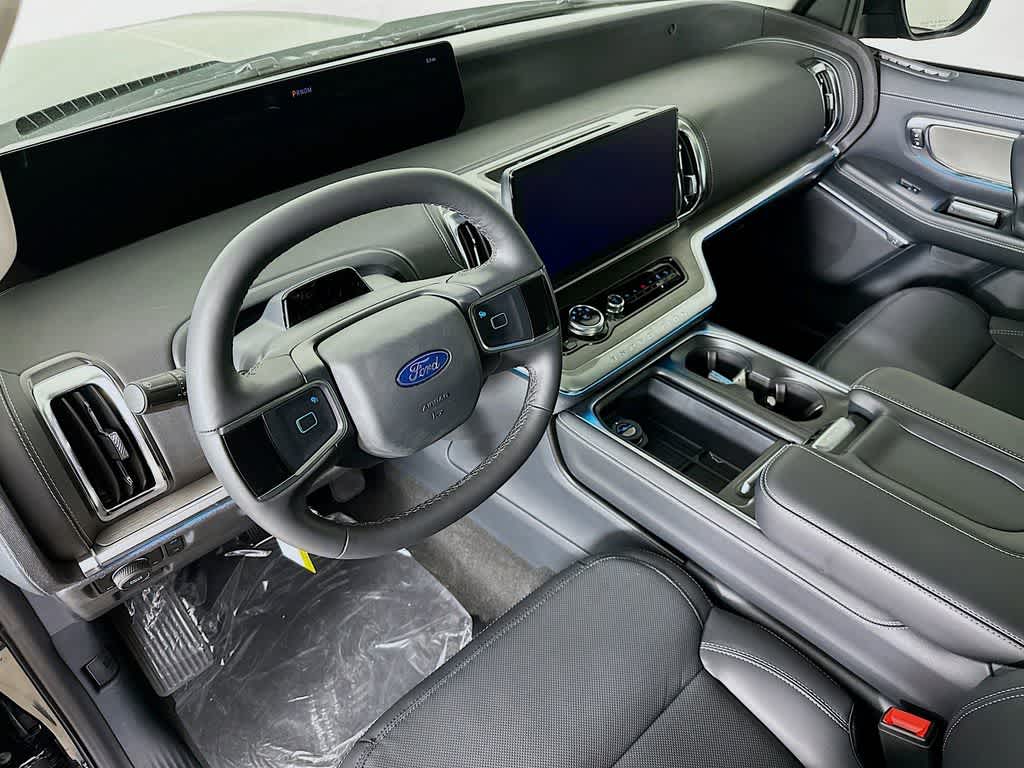 Thumbnail: 2026 Ford Expedition - 2