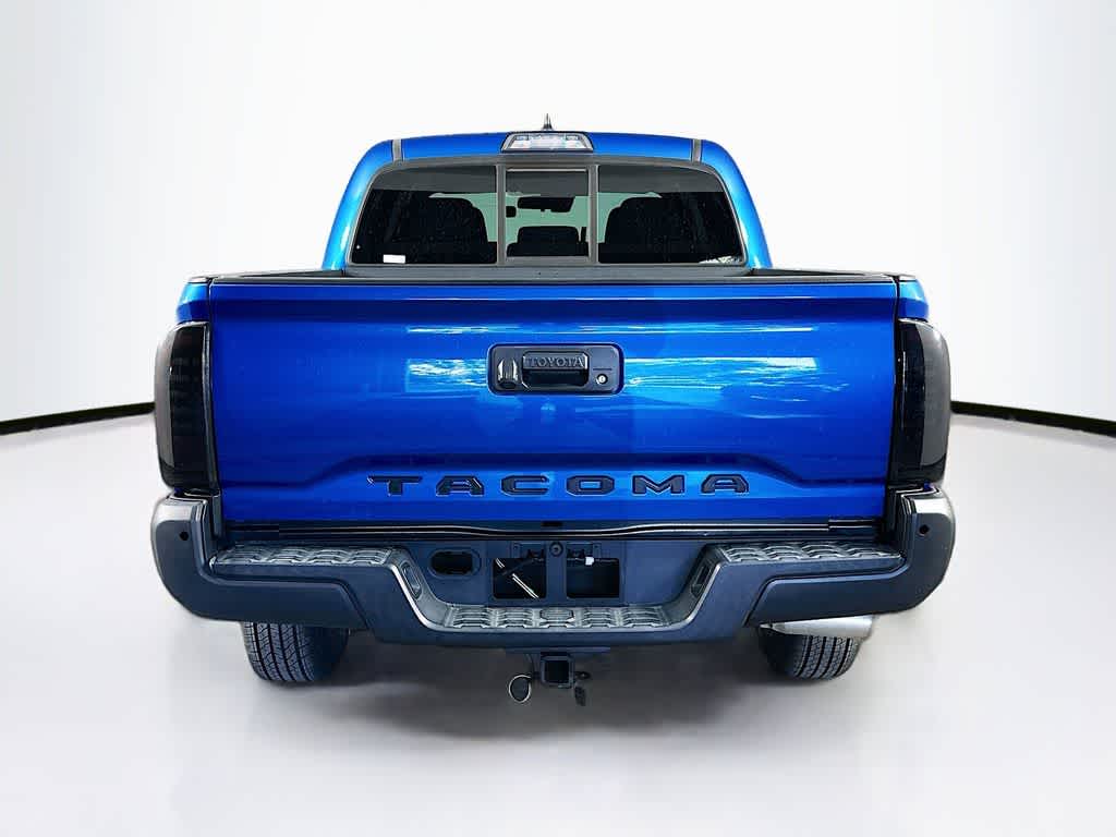 Thumbnail: 2018 Toyota Tacoma - 5