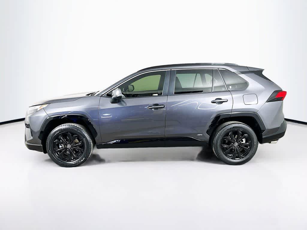 Thumbnail: 2022 Toyota RAV4 - 3