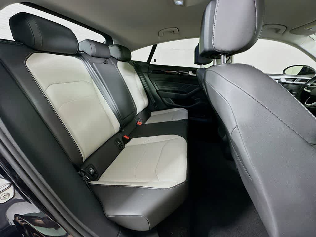 Thumbnail: 2021 Volkswagen Arteon - 31