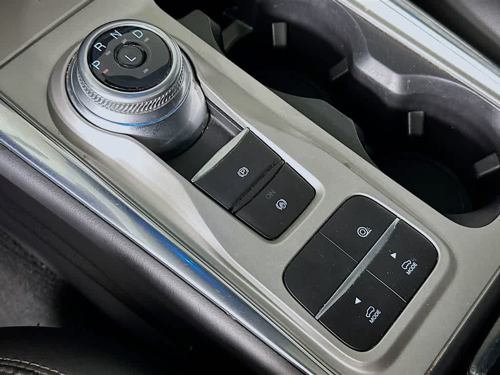 Thumbnail: 2022 Ford Explorer - 19