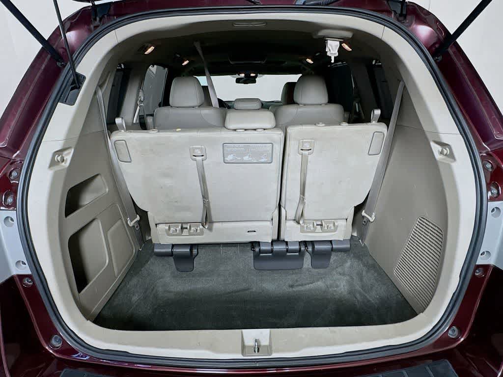 Thumbnail: 2014 Honda Odyssey - 21